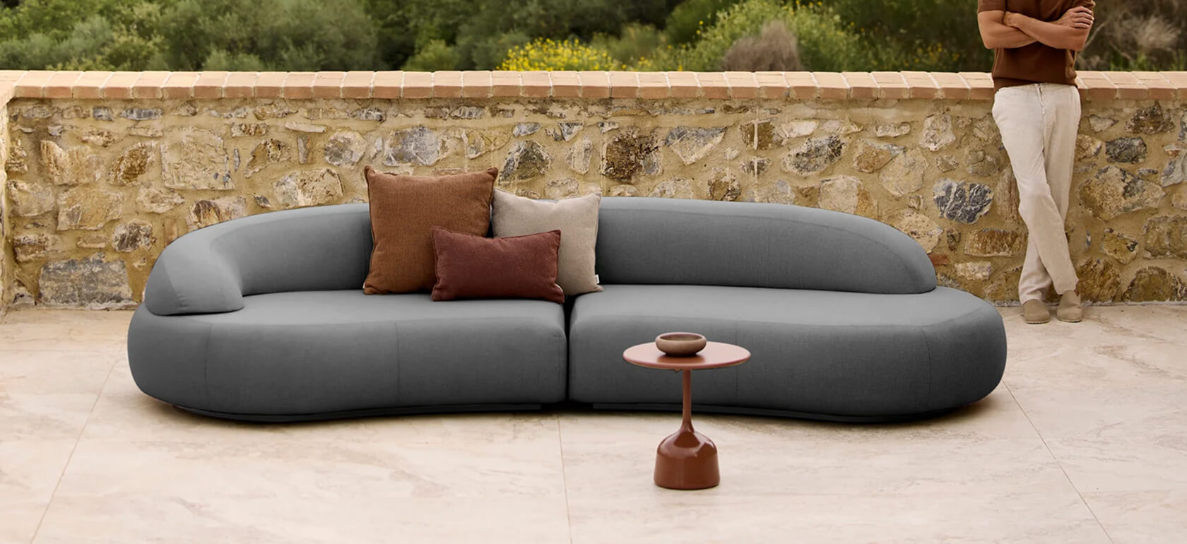 acha-studio-cane-line-megan-melow-lauko-sofa-slide-9
