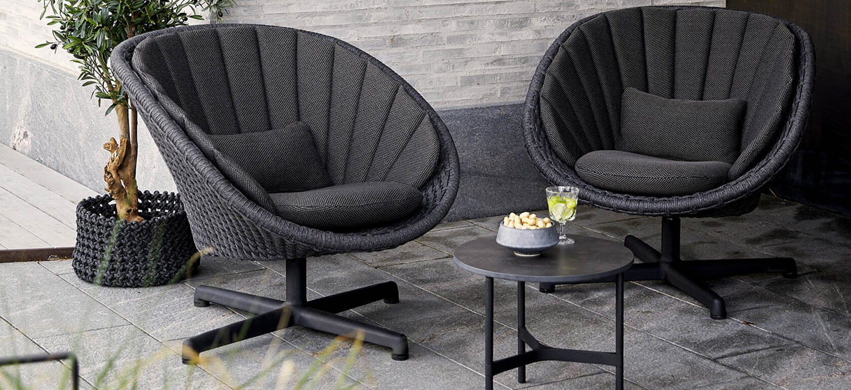 acha-studio-cane-line-peacock-lauko-baldai-slide-18