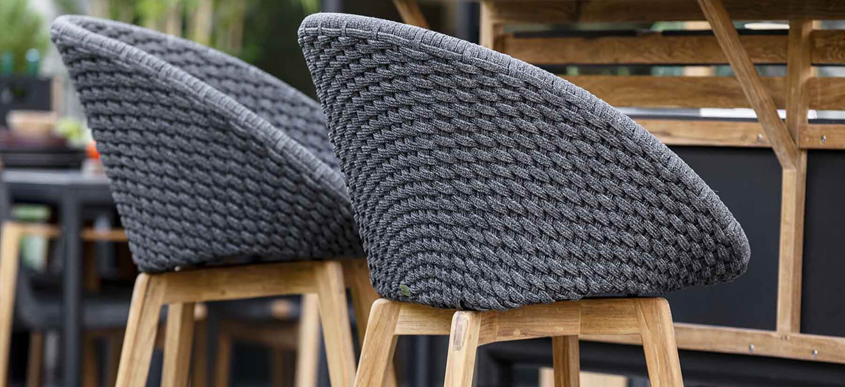 acha-studio-cane-line-peacock-lauko-baldai-slide-3