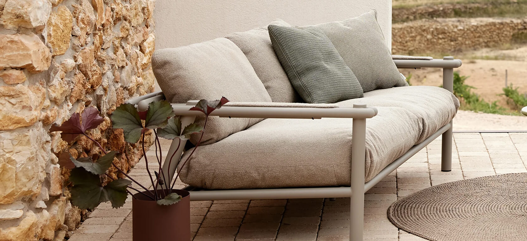 acha-studio-cane-line-sticks-lauko-baldai-slide-65