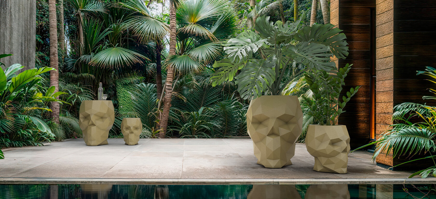acha-studio-vondom-skull-lauko-vazonai-slide-1